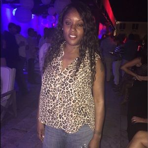 Leopard print shirt!